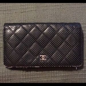 SALE🌟CHANEL black wallet